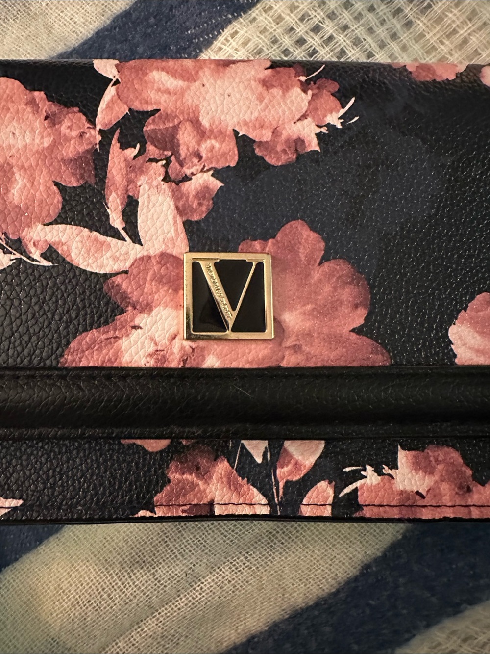 Victoria’s Secret Pink Floral Faux Leather Wallet